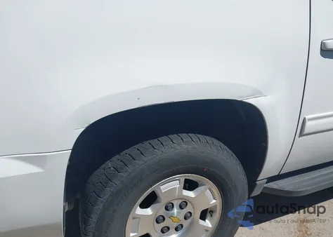 2013 Chevrolet Suburban 1500 Lt из США, поврежденный, VIN 1GNSCJE03DR210874